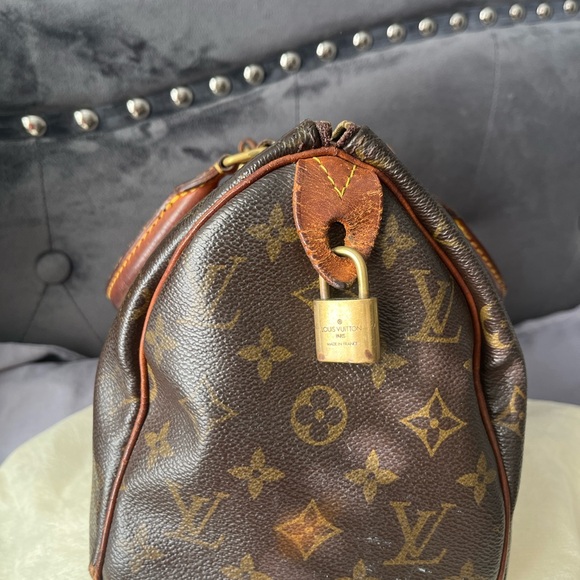 Louis Vuitton Vintage Monogram Canvas Speedy 25 Satchel - Picture 5 of 15